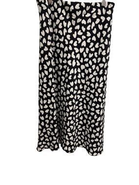 Ann Taylor Black and White Heart Print Midi Skirt